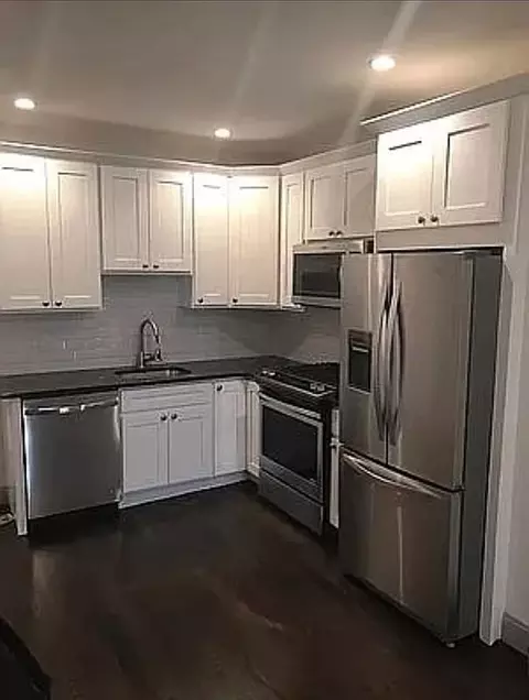 172 Union St #3R, Brooklyn, NY 11231