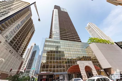 10 E Ontario St #2410, Chicago, IL 60611