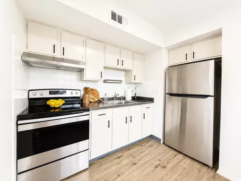 7422 Gravois Ave #2B, Saint Louis, MO 63123