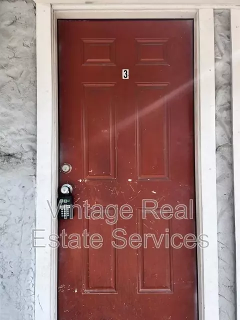 4611 N Hubert Ave #3, Tampa, FL 33614