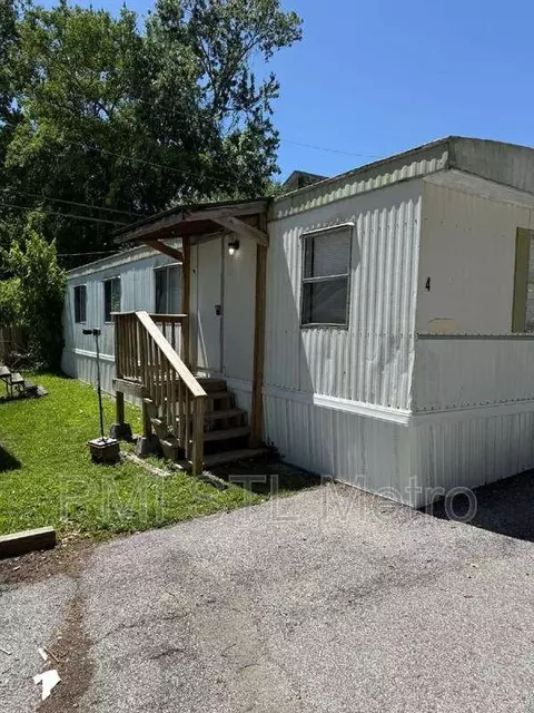 747 Cunningham Ave #LOT 4, Saint Charles, MO 63301