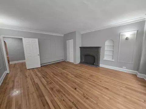 8346 S Maryland Ave #2, Chicago, IL 60619