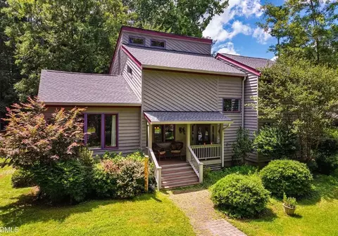 206 Lisa Dr, Carrboro, NC 27510