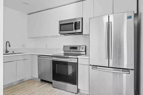 850 N Van Ness Ave #4, Santa Ana, CA 92701