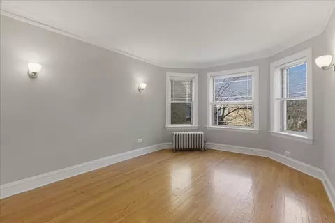 1729 W Thorndale Ave #3B, Chicago, IL 60660