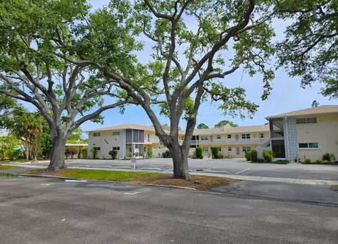 509 W Venice Ave #102, Venice, FL 34285
