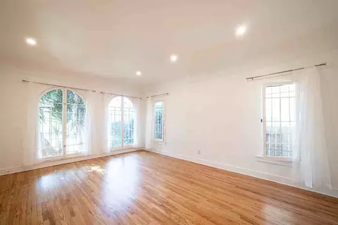 242 S Sycamore Ave #1-2, Los Angeles, CA 90036