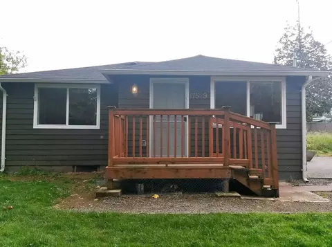 17529 44th Ave W, Lynnwood, WA 98037