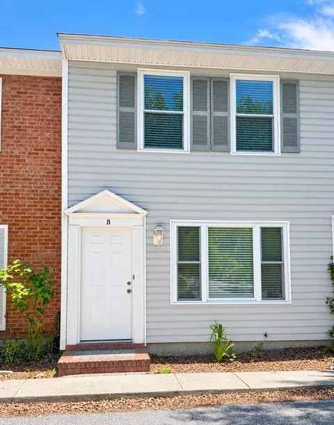 6700 Jefferson Pl #B, Myrtle Beach, SC 29572