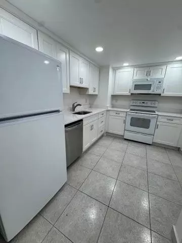 5200 N Flagler Dr, West Palm Beach, FL 33407