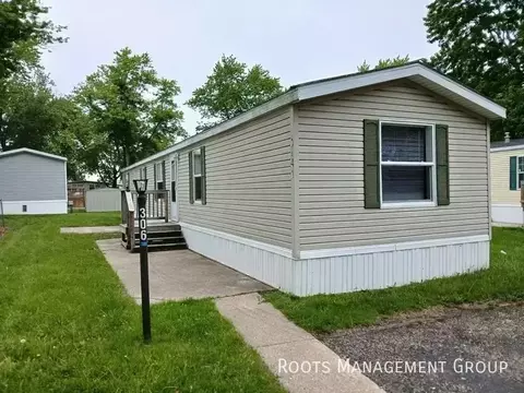 306 Carriage Lane Est #306, Streator, IL 61364