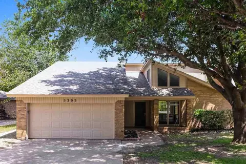 5303 Oak Springs Dr, Arlington, TX 76016