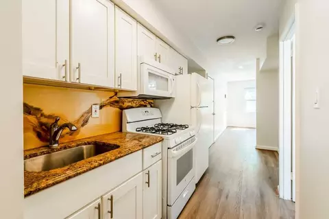 127 17th St SE, Washington, DC 20003