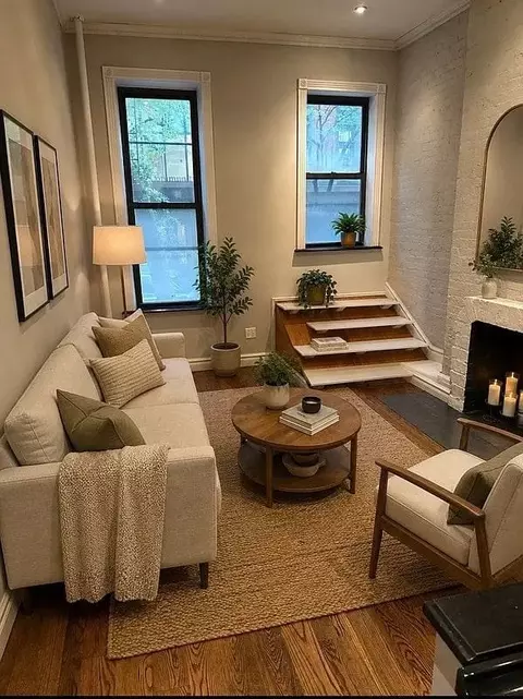 273 W 10th St #4FW, New York, NY 10014