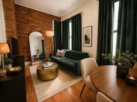 248 Broome St #4, New York, NY 10002