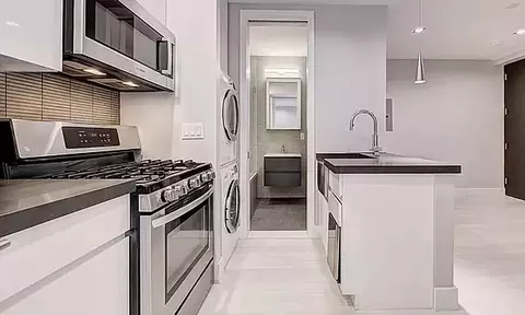 161 Stanton St #2E, New York, NY 10002