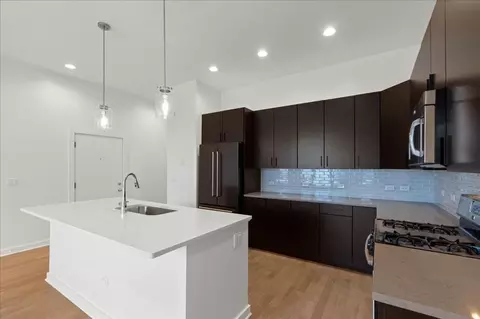1651 W Chicago Ave #3W, Chicago, IL 60622