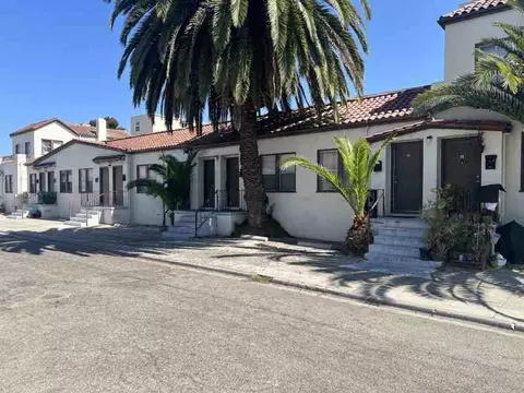 1729 Seminary Ave #2, Oakland, CA 94621