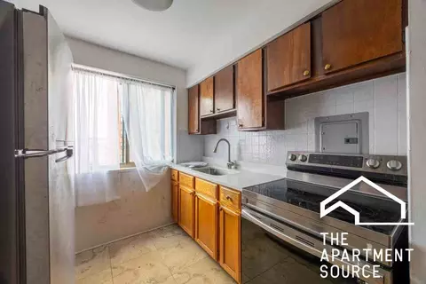 6250 N Kenmore Ave #513, Chicago, IL 60660