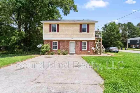 2600 Mallard Ct, Rocky Mount, NC 27804
