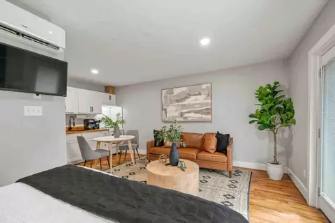 4950 Polk St #1531097P, Houston, TX 77023