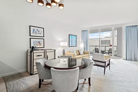 4360 Collins Ave #1540557P, Miami Beach, FL 33140