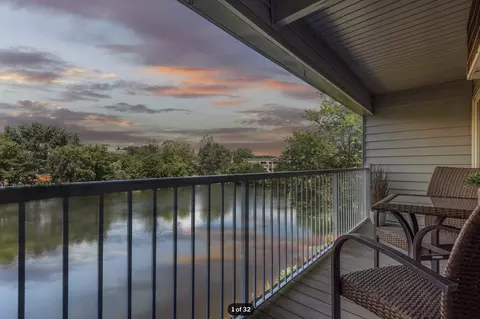175 County Road B2 E #308, Saint Paul, MN 55117