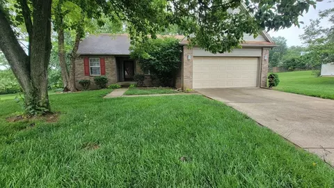 11116 Oak Bend Ct, Louisville, KY 40241