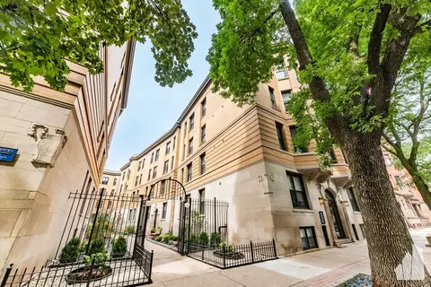 428 W Belden Ave #428-23, Chicago, IL 60614