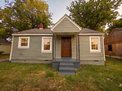 518 Burlington Cir, Memphis, TN 38127