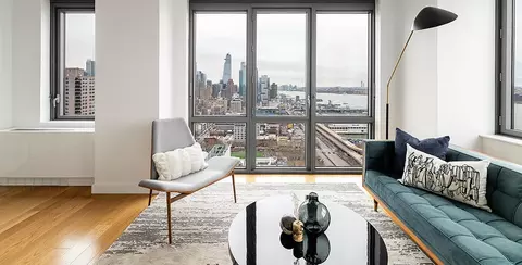 608 W 57th St #1604, New York, NY 10019
