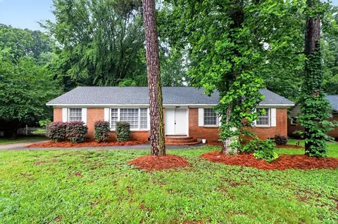 11228 Gladewater Dr, Matthews, NC 28105