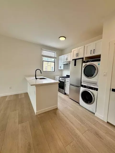 1450 Castro St #18, San Francisco, CA 94114