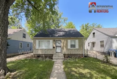 4703 N 45th St, Milwaukee, WI 53218