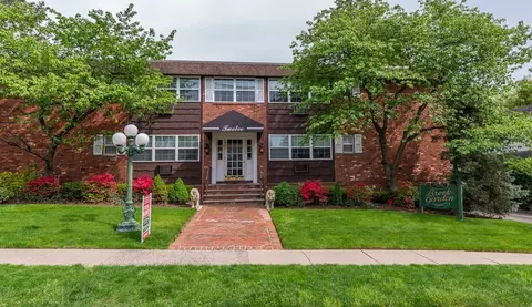 12 Brookside Ave #2, Caldwell, NJ 07006