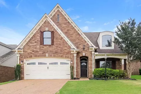 245 Birch Springs Cv, Oakland, TN 38060