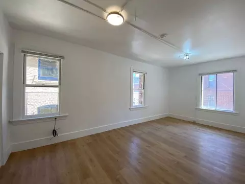 858 Washington St #2, San Francisco, CA 94108