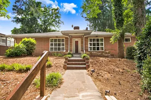 105 Pineland Cir #C, Raleigh, NC 27606