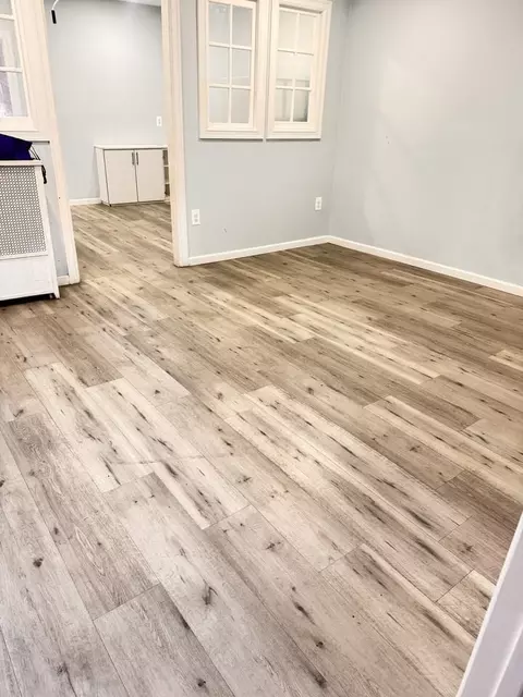 218-13 Jamaica Ave #2, New York, NY 11428