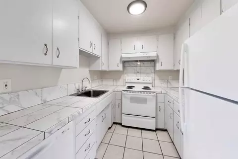 1281 Ayala Dr #04, Sunnyvale, CA 94086