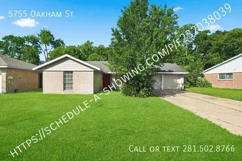 5755 Oakham St, Houston, TX 77085