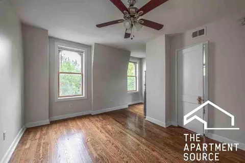 533 W Wrightwood Ave #3F, Chicago, IL 60614