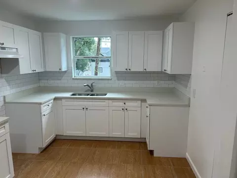 310 E Frances Ave #C, Tampa, FL 33602