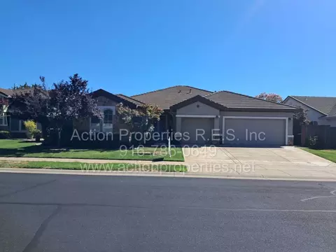 6145 Crater Lake Dr, Roseville, CA 95678