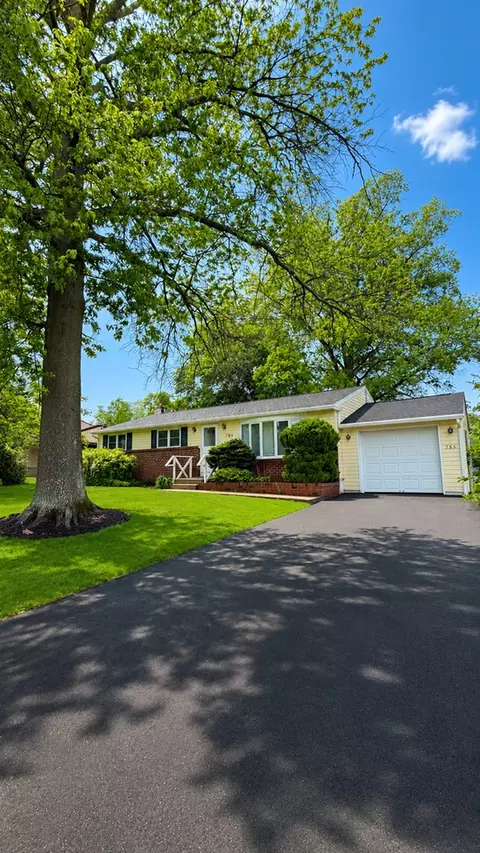 786 Roger Rd, Warminster, PA 18974