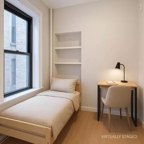 358 W 51st St #EL, New York, NY 10019