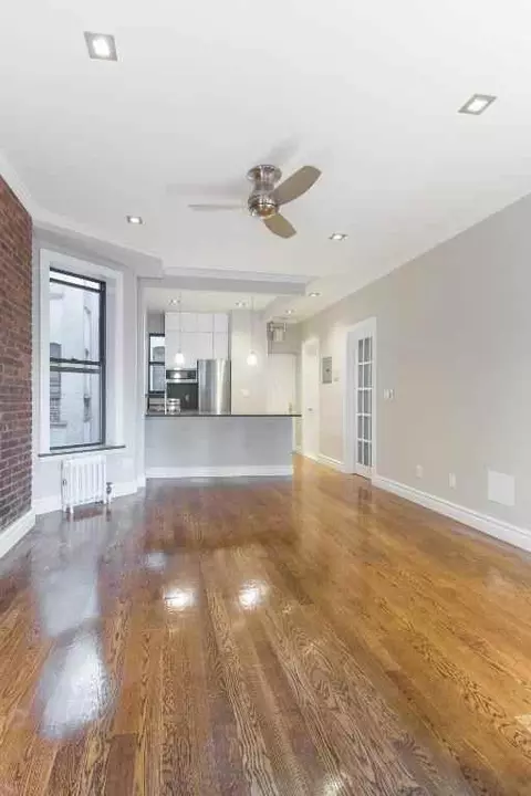 252 Mott St #3R, New York, NY 10012