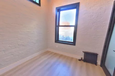 53 Leroy St #5A, New York, NY 10014