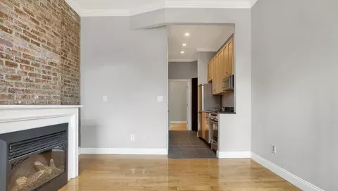 51 Leroy St #1C, New York, NY 10014