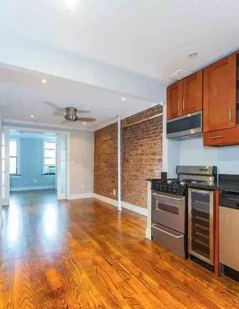 147 Avenue A #4F, New York, NY 10009